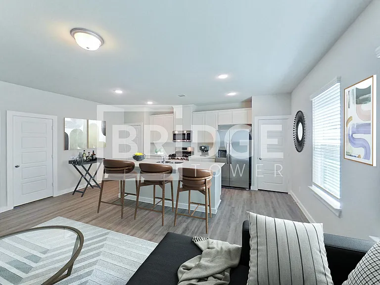Lakewood Manor — Photo 38