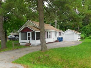 551 W Ridge Dr, Sanford, MI 48657