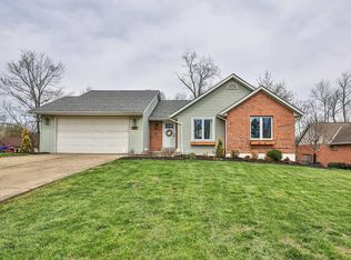 978 Greentree Rd, Lawrenceburg, IN 47025