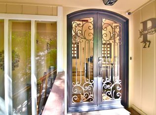 27 Sunny Oaks Dr #PENTHOUSE, San Rafael, CA 94903