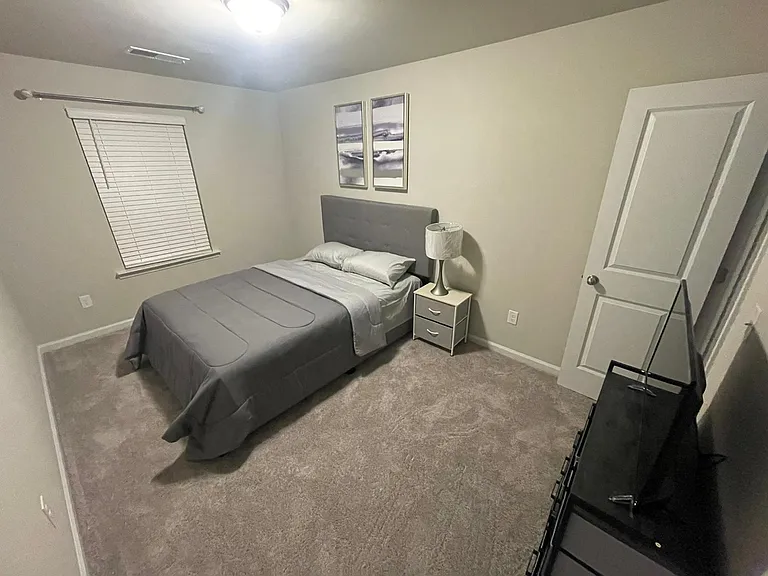 3557 Lakeview Lndg — Photo 6