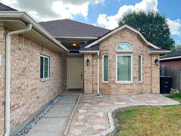 3rd image of 5010 E Newpark Dr