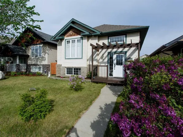 44 S White Ave, Red Deer, AB T4N 7E5