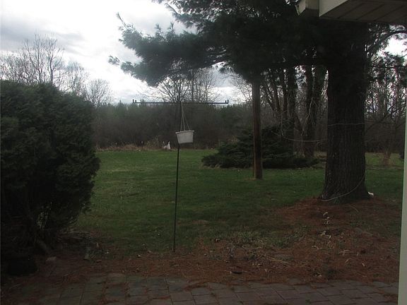 3rd image of 3098 Fowler St