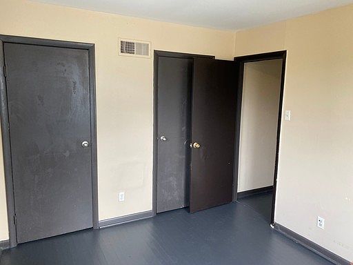 5th image of 2046 Grasmere Ave