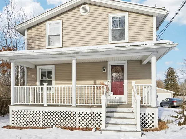 21 Briggs St, Taunton, MA 02780