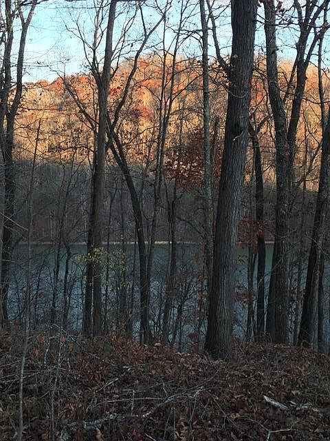 2nd image of Lake View Dr