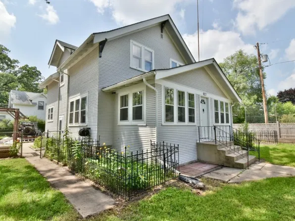 927 8th Ave N, Saint Cloud, MN 56303