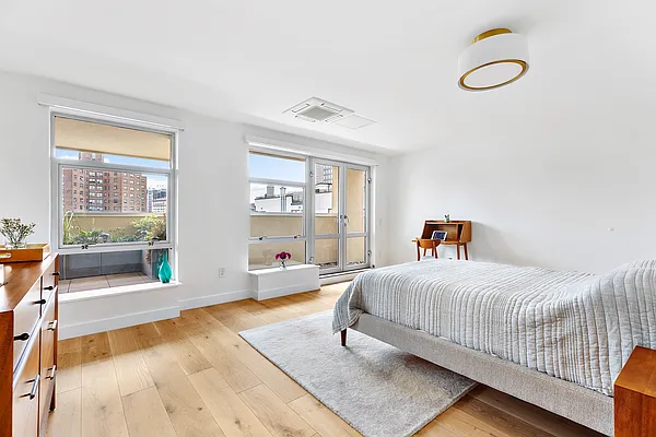 Sold by Compass | media 8