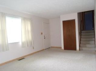 4938 Silverton Dr, Columbus, OH 43232