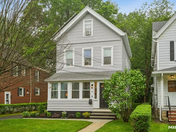 32 Clinton St, Bloomfield, NJ 07003