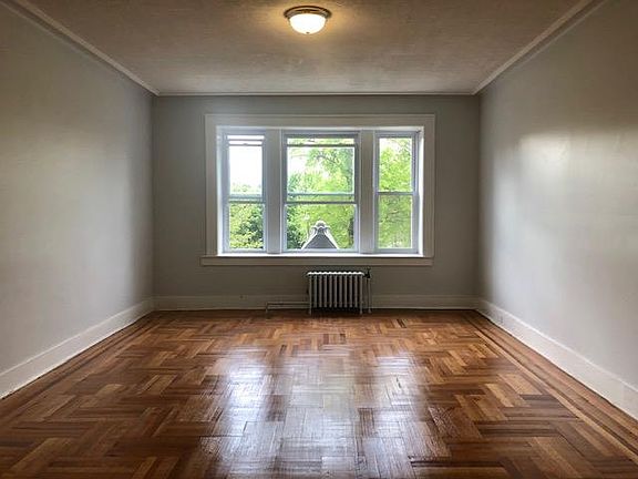 3rd image of 169 N Arlington Ave APT 7