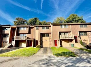 3119 Laurel Ridge Cir, Bridgeville, PA 15017