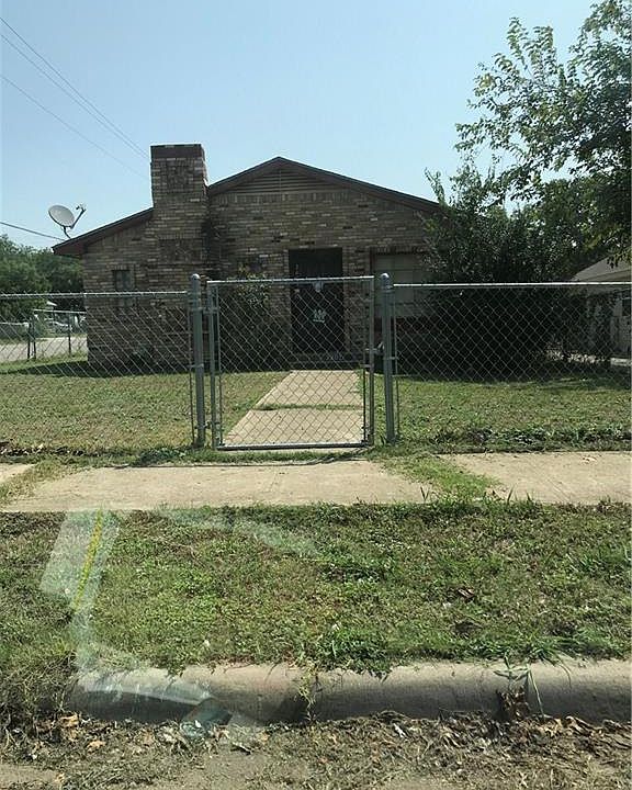 1st image of 2802 Fernwood Ave