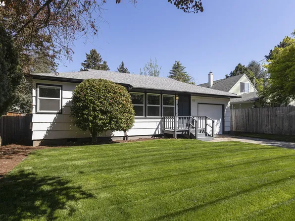 3823 SE Lexington St, Portland, OR 97202