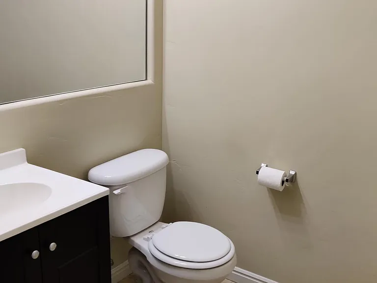1077 N Kettering Dr — Photo 21