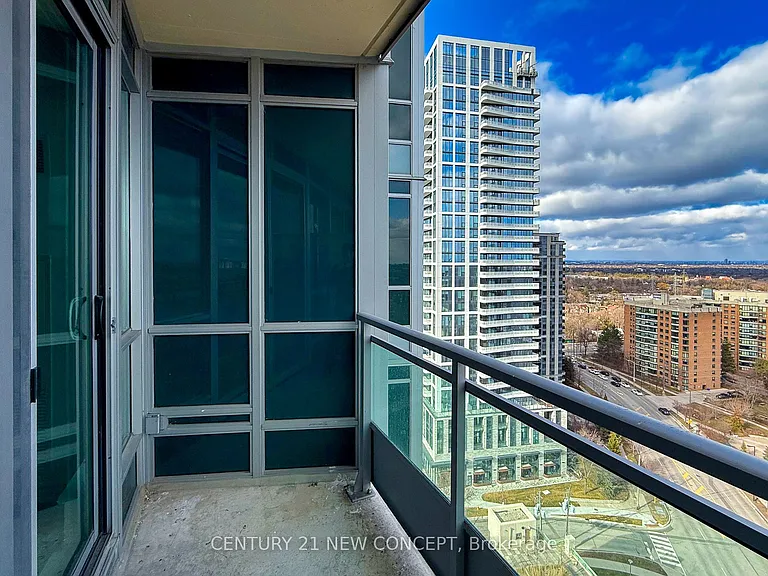 18 Holmes Ave #1812 — Photo 21