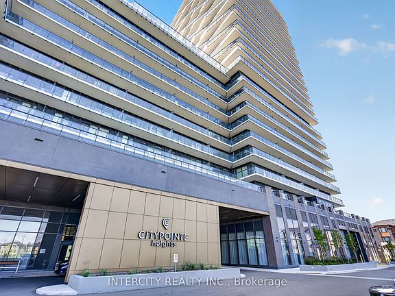 4th image of 15 Skyridge Dr #421