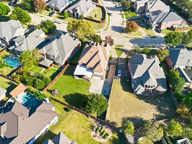 841 Wind Brook Ln — Photo 47