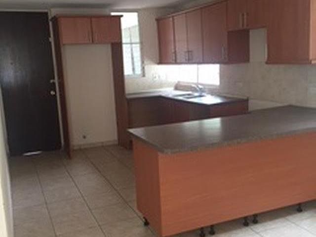 2nd image of 1575 Calle Sorento