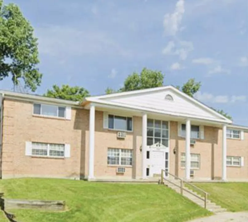 423 Briarwood Ave