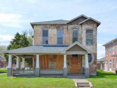 303 N Jackson St, Belleville, IL, 62220