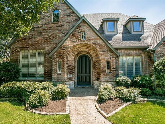 3rd image of 4504 Charlemagne Dr