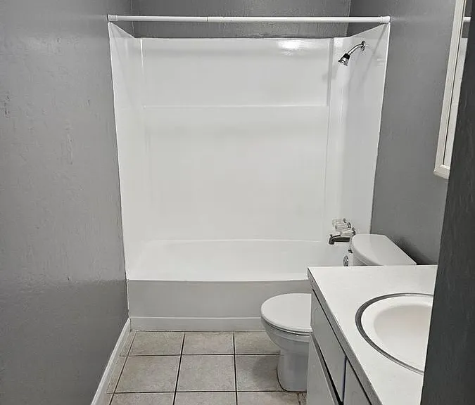 4900 E Culver St #9 — Photo 8