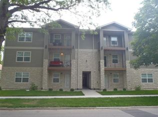1023 Thurston St, Manhattan, KS 66502