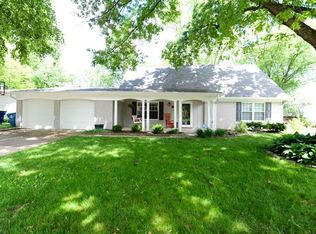 4 Shady Ln, Carmel, IN 46032