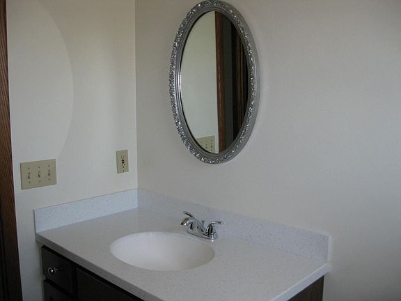 4th image of 4024 W 38th St