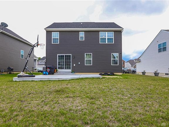 4th image of 3102 White Ash Dr