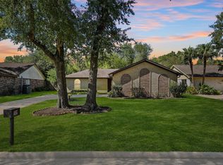 242 Blackwater Ln, Houston, TX 77015