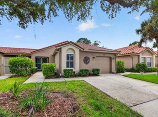 495 Saint Tropez Cir NE, Saint Petersburg, FL 33703