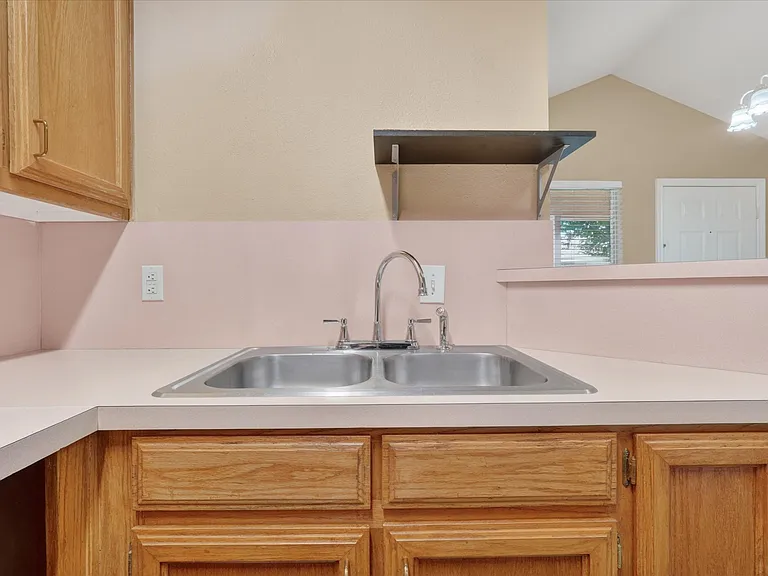 3132 Cedar Hill St — Photo 10