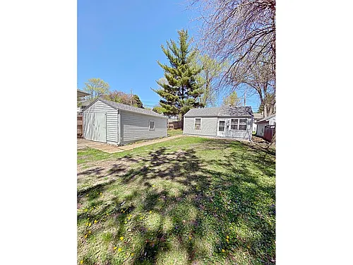 5648 Dorcas St Photo 1