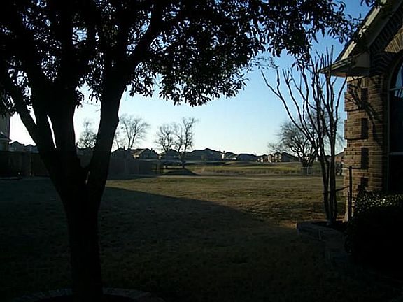 2nd image of 9432 Woodhurst Dr