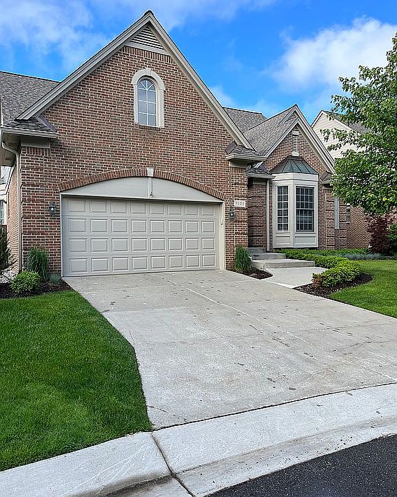 1st image of 1101 Park Place Ct