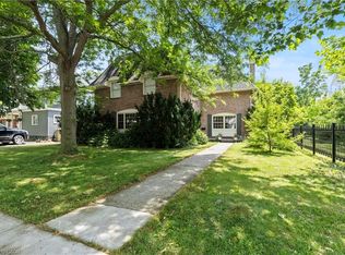 211 Merritt St, Welland, ON L3C 4T8