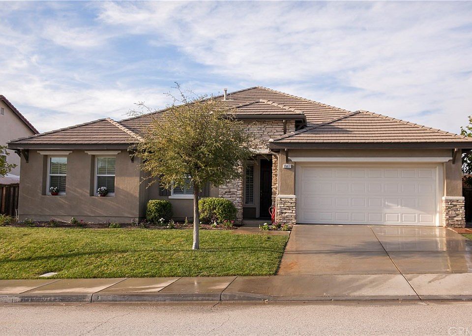 1st image of 35877 Darcy Pl