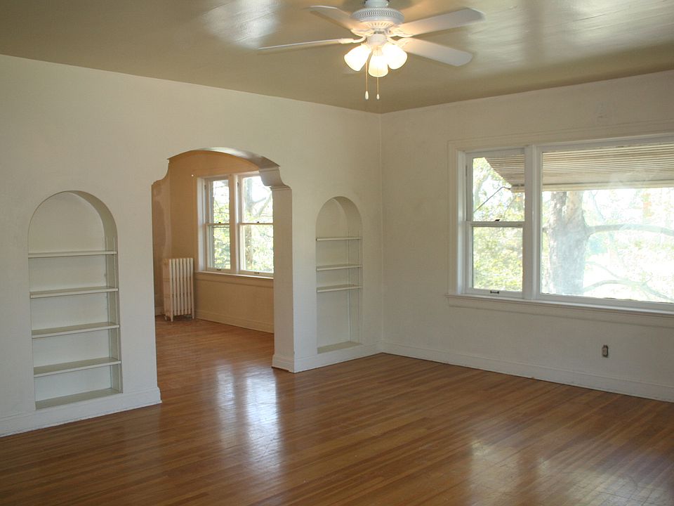 1st image of 1107 E South Temp APT 9