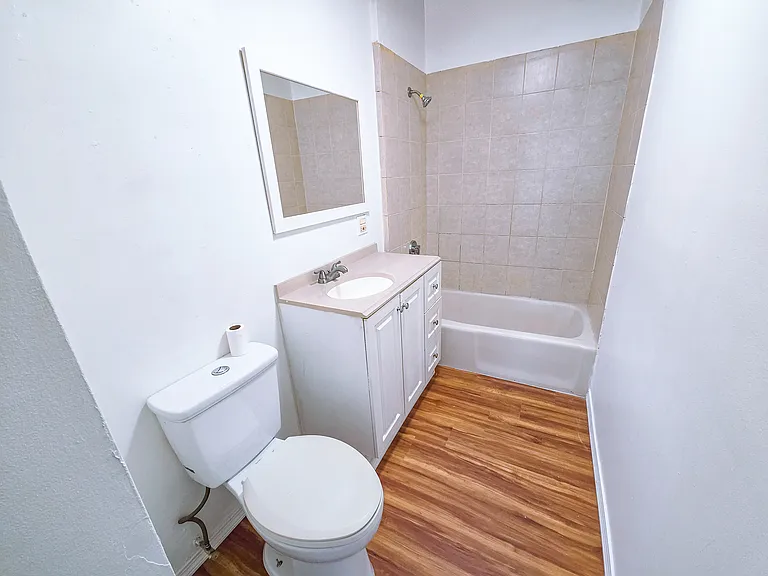32 Granite St #2 — Photo 2