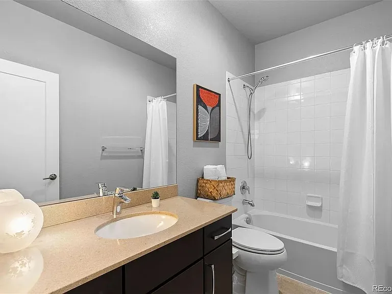 6771 Raritan Dr — Photo 18