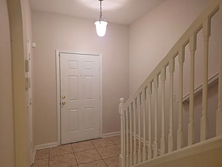 16661 Cedar Crest Dr — Photo 5