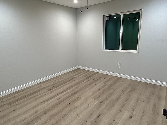5th image of 7598 Coldwater Canyon Ave