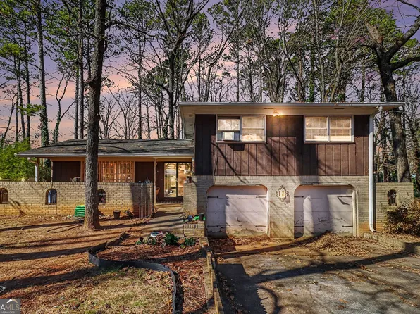 3137 E Chapel Cir, Decatur, GA 30034