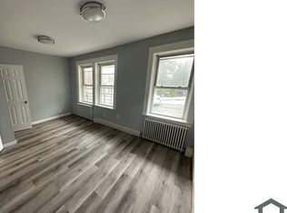 16 Garfield St APT 1, Yonkers, NY 10701