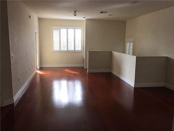 5th image of 9080 Plymouth Pl