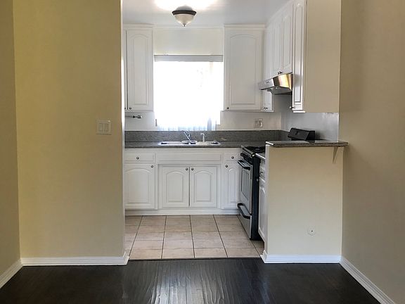 4th image of 11523 Hatteras St APT 4
