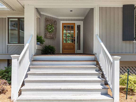 2nd image of 72 Governors Dr